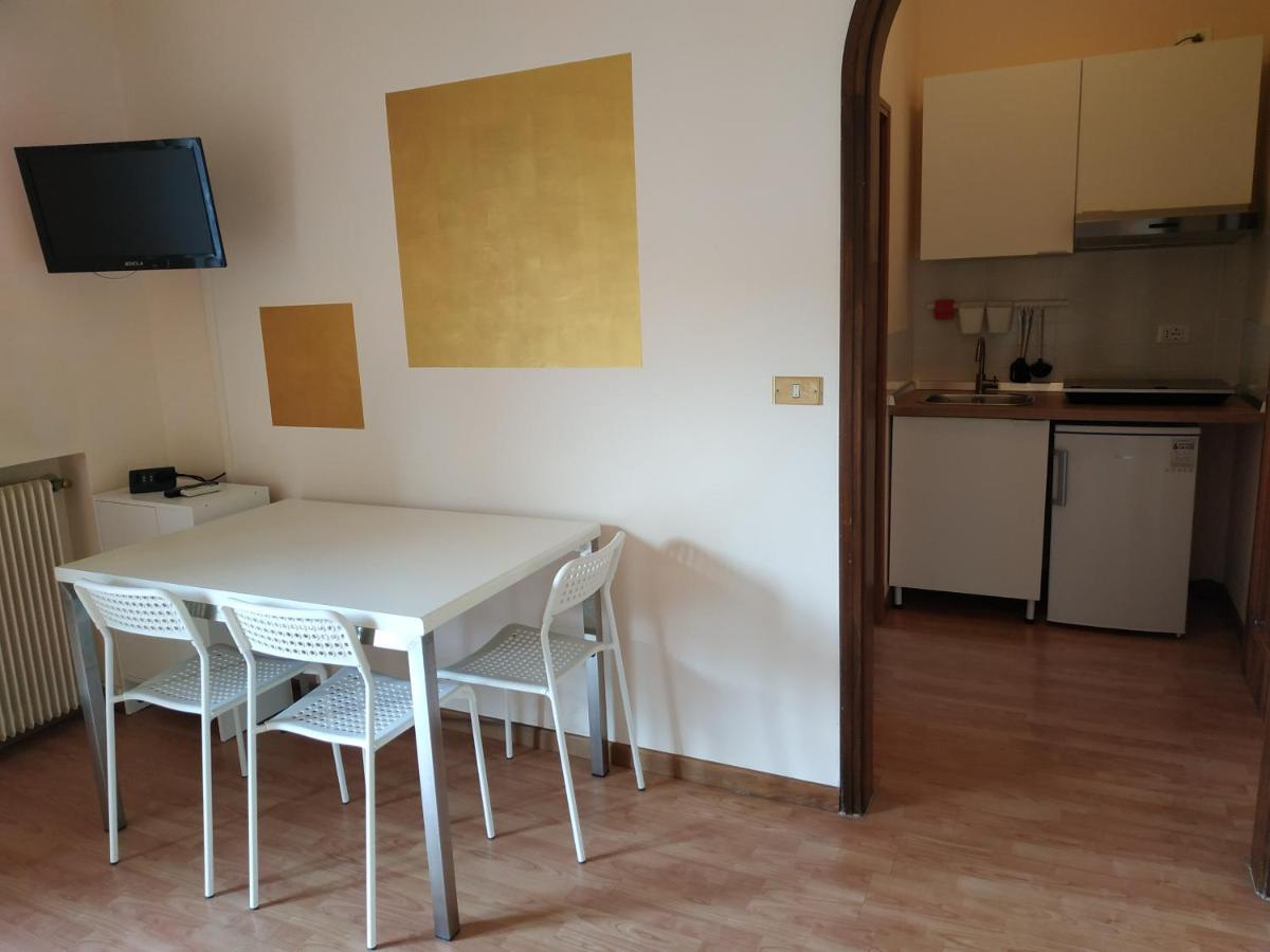 B&B Villa Filotea & Apartment Desenzano del Garda Exterior foto